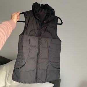 Lululemon puff grey/black vest | Size 8